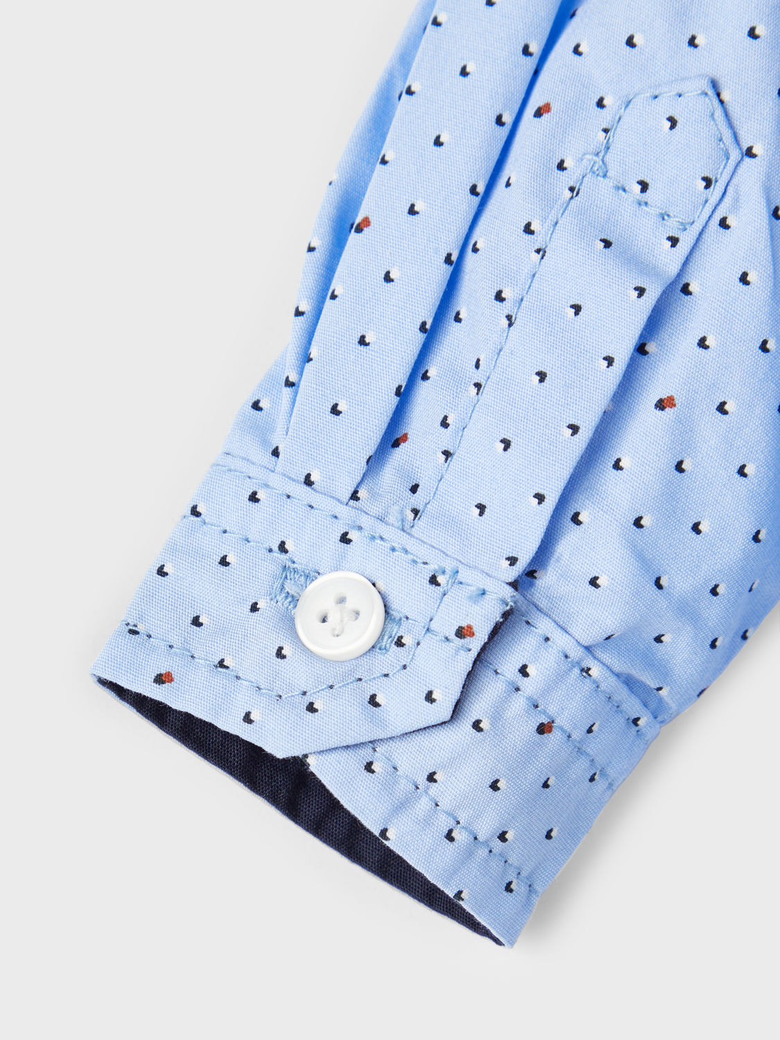 NBMRIZA Shirts - Serenity